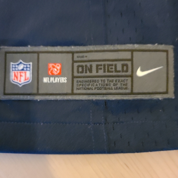 Seattle Seahawks Russell Wilson Women's Jersey - Picture 4 of 4